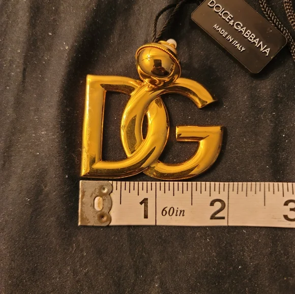 AUTHENTIC DOLCE & GABBANA OVERSIZED DG CLIP ON EARRINGS NEW - Picture 9 of 15